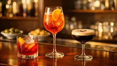 I 10 cocktail più richiesti dell’estate 2025 (più un bonus che sta tornando di moda)